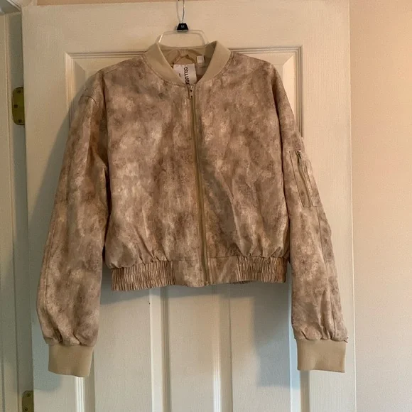 jacket - Picture 1 of 4